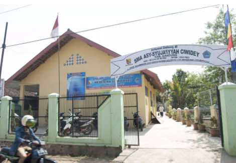 Bangunan Sekolah SMA Asysyuja’iyah